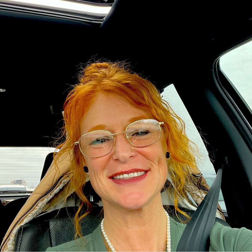 Meet your Posher, Lynzi